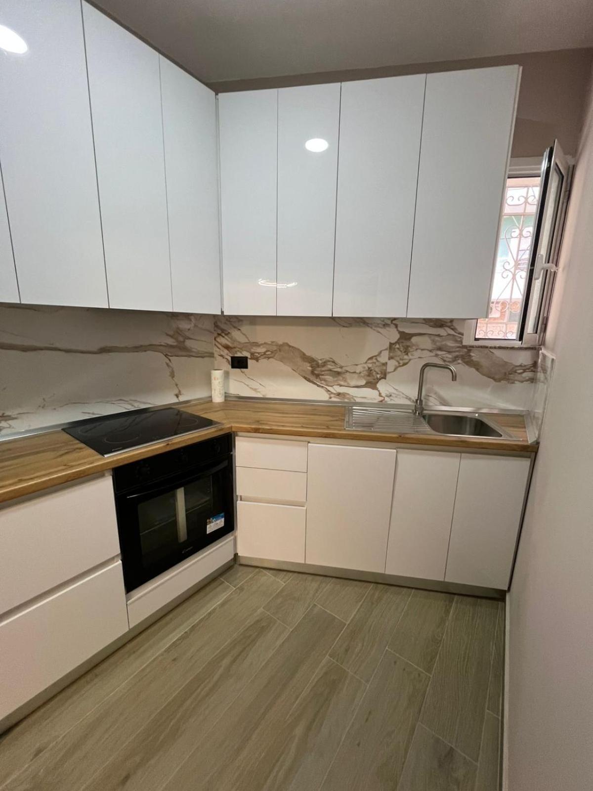 Large Apartment Vlorë 외부 사진
